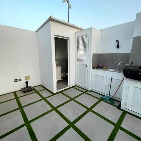 Serenarty Flor Con Jacuzzi