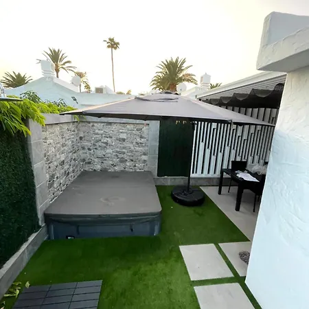 Serenarty Flor Con Jacuzzi *