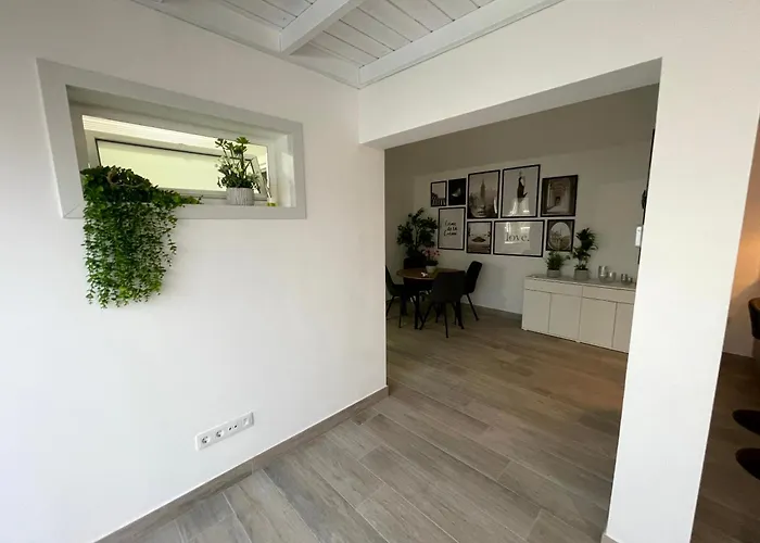 Serenarty Flor Con Jacuzzi